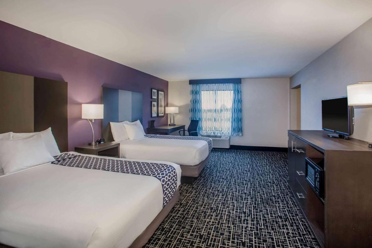 La Quinta Inn & Suits By Wyndham Pontoon Beach Il Esterno foto